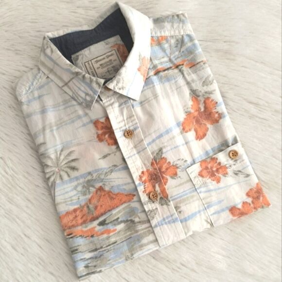 Floral Hawaiian Button Down Shirt - Picture 1 of 2